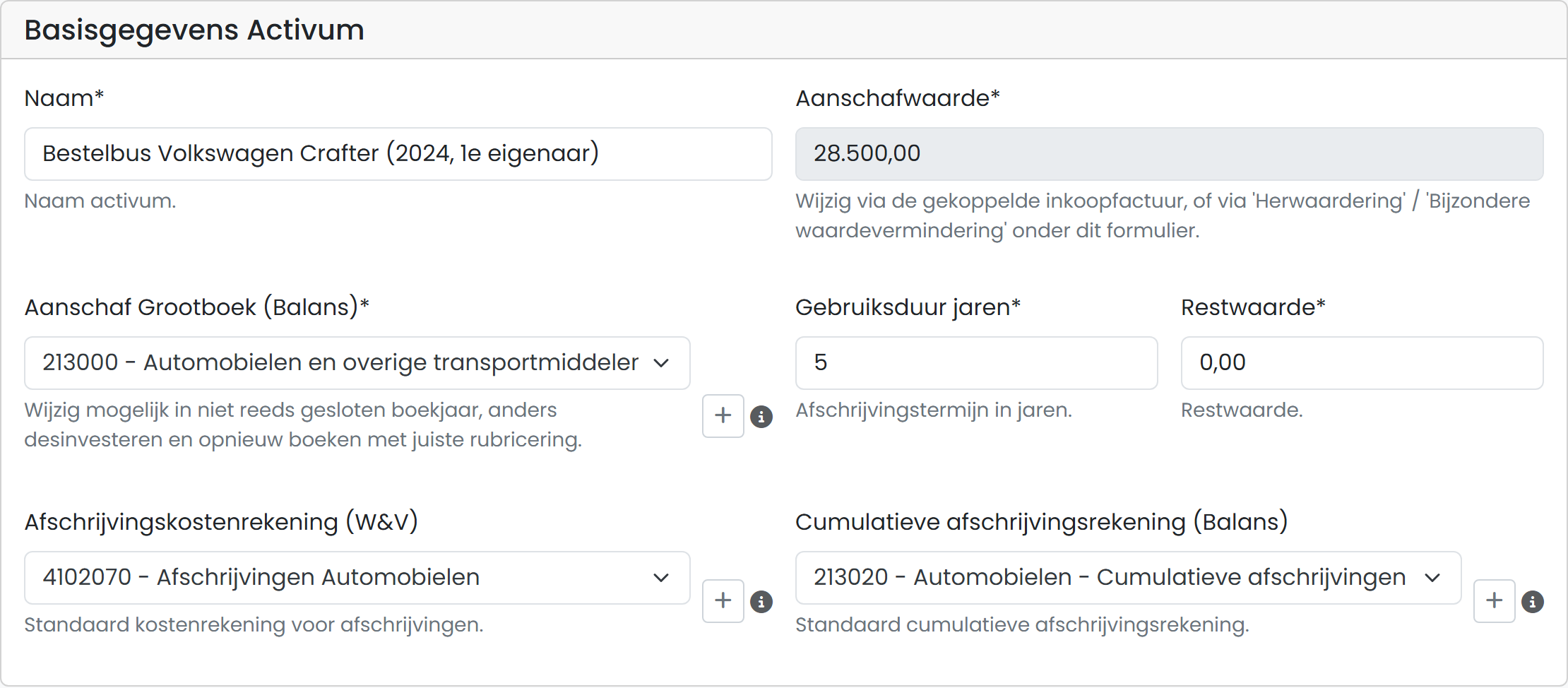 Activumdetail van de demo-bestelbus met aanschafwaarde, restwaarde en gebruiksduur
